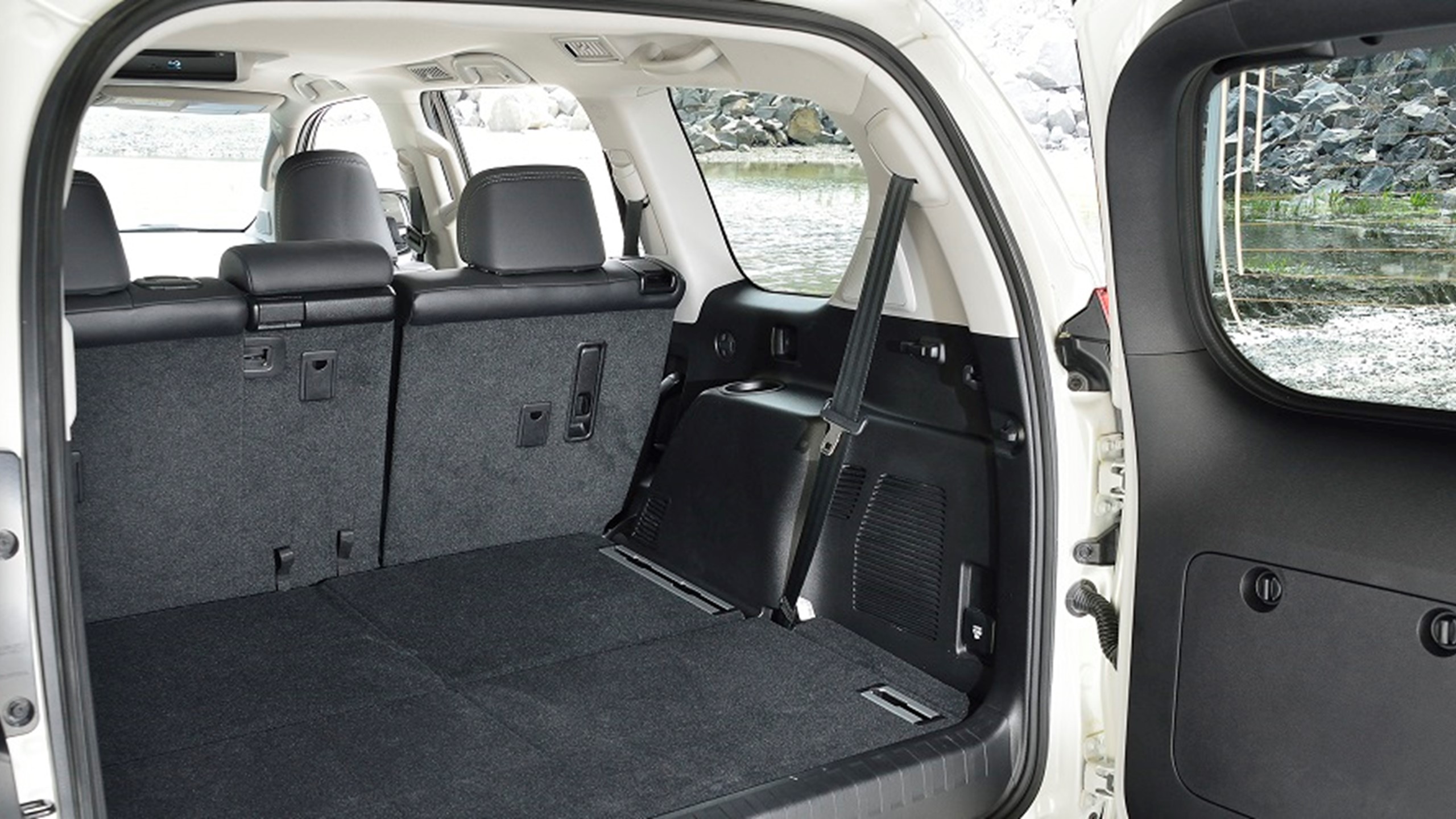 Land Cruiser 150 2013 Lastrum 1140X500